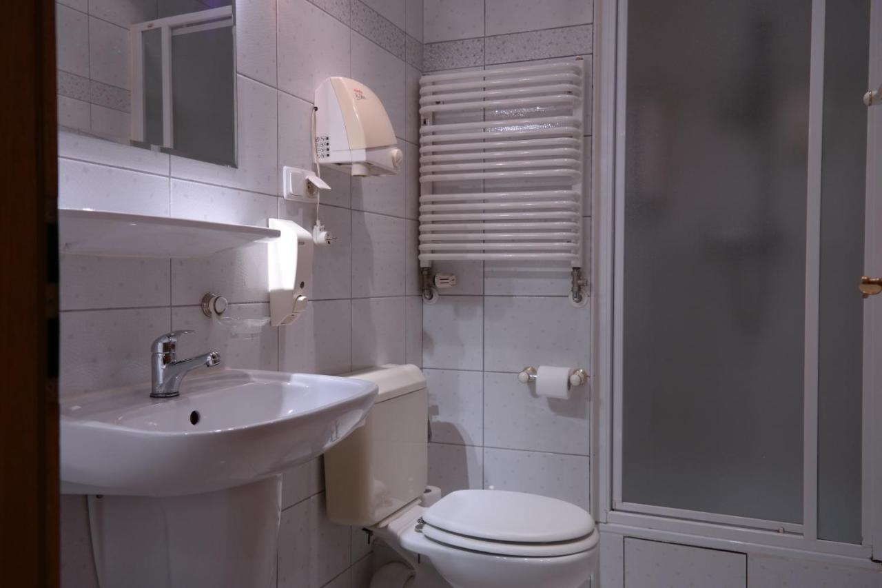Villamirage Tarnowskie Góry Kültér fotó