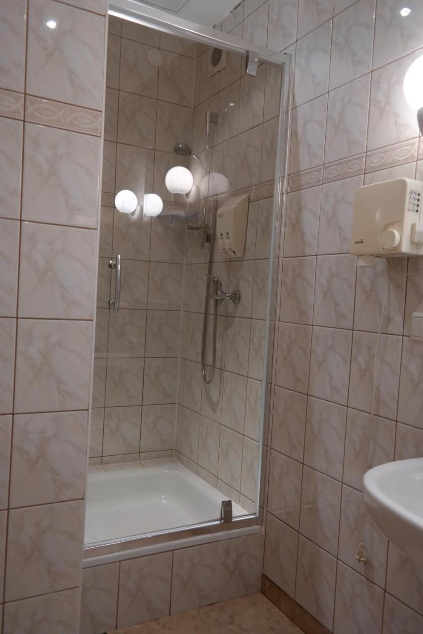Villamirage Tarnowskie Góry Kültér fotó