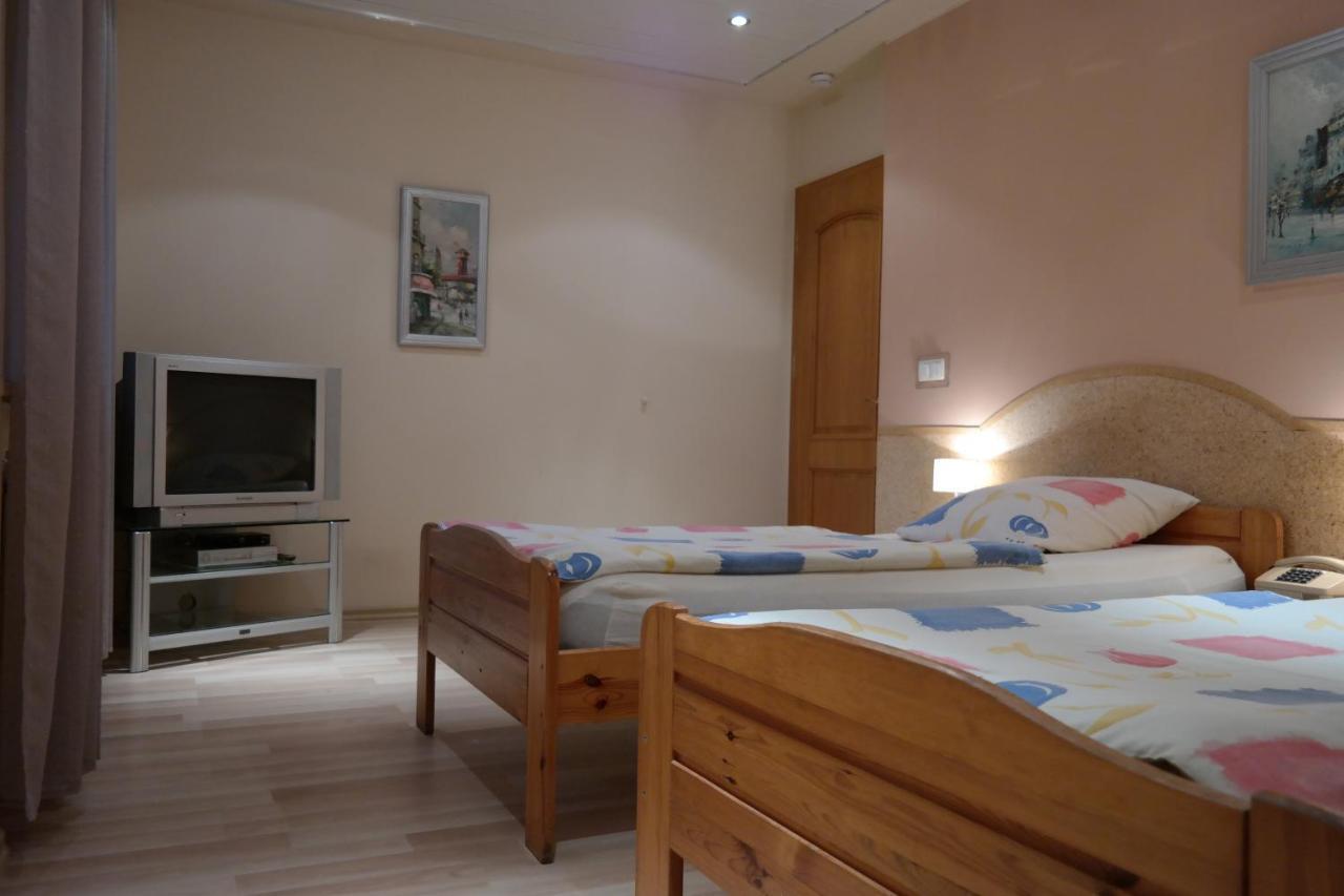 Villamirage Tarnowskie Góry Kültér fotó